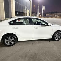 كيا سيراتو خليجي موديل 22 محرك 1600 دوش بسم شركه ماشيه 63 سياره كارتون...