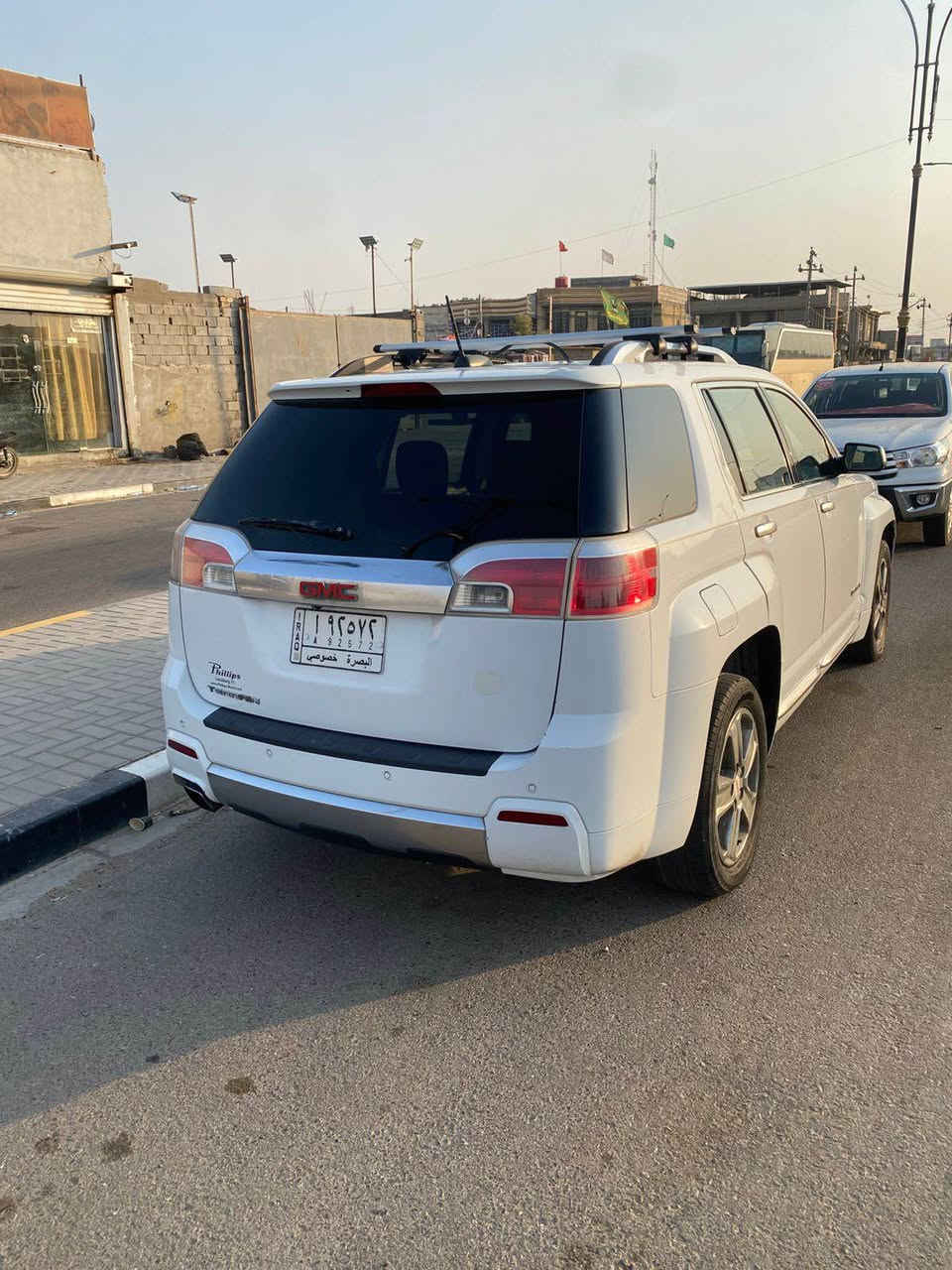 تيران 2015 وارد امريكي فول مواصفات دنلي حادثها فقط الدعاميه مامتعور بيها شي 
مكينتها بيها خيط تبخير كيرها تبريدها كفاله
سنويتها منتهيه وراعيها يريد تحويل اهم شي
سعرها 120 وبيها مجال قليل
*********** البصرة, العراق
