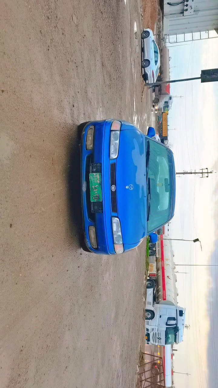 مازدافاسوليا موديل ١٩٩٣ سه نه وي ره قه م اسلي تحويل وه كاله به شه رت سبه ي وه كاله ي به ناو خوت بكه كيرو مه كينه به شه رت ته بريد كه رمي مه زبوت بيس و بشت كه بسه ليدراتي نيه هيج ته نزيل شاشه كاميره ي دواوه ش ايش ده كان اكه ر مشته ري تيل بكه ***********
***********
