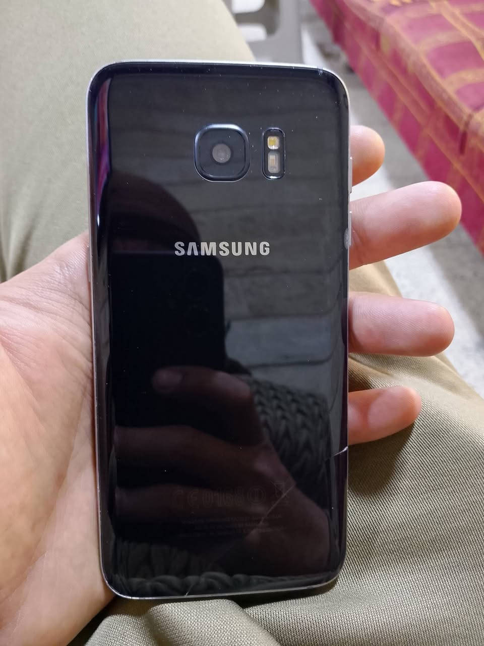 السلام عليكم
سامسونج اس ٧ ايدج جهاز نضيف ذاكره ٣٢ دبل سيم 
شاشه مسطحه فقط فطر بل ضهر سعر ١٠٠ الف بيه مجال عنوان الايسر موبايل *********** متوفر واتساب
