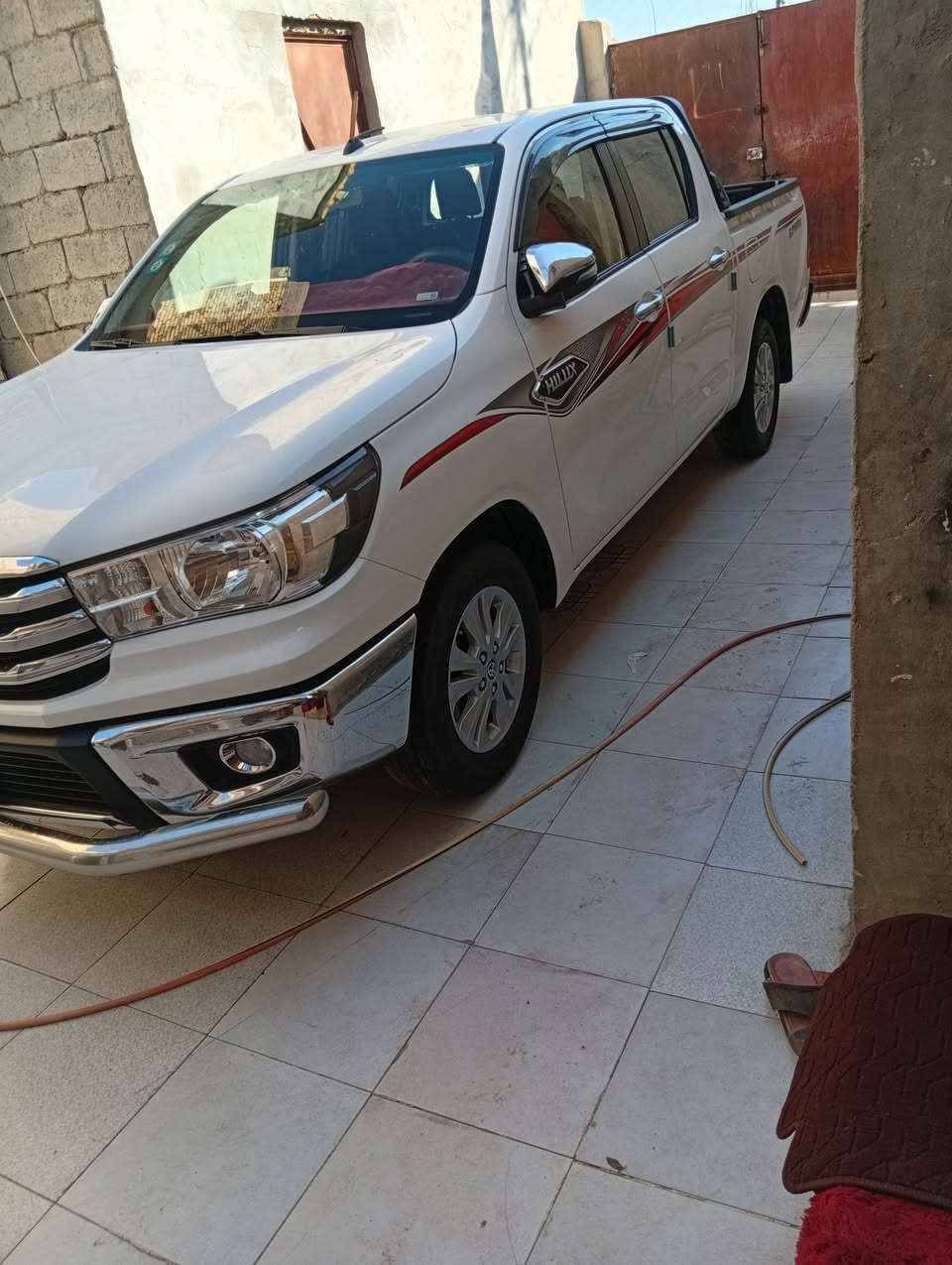 سلام عليكم. سياره للبيع موديل 24 رقم بصره.  وتماتيك بصمه فول مواصفات.    تحويل مباشر.   العنوان ناصرية.     تراهم.  مراوس.      ***********
