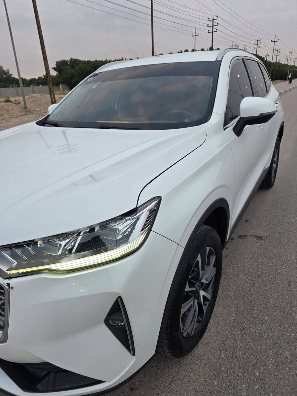 هافال h6  موديل ٢٠٢٣ يوجد فيها طخه في البنيد وطخه في الصندوق موضحه في الصور  ماشيه 50 الف السعر 175  مكان السيارة البصره  
الرقم ***********
