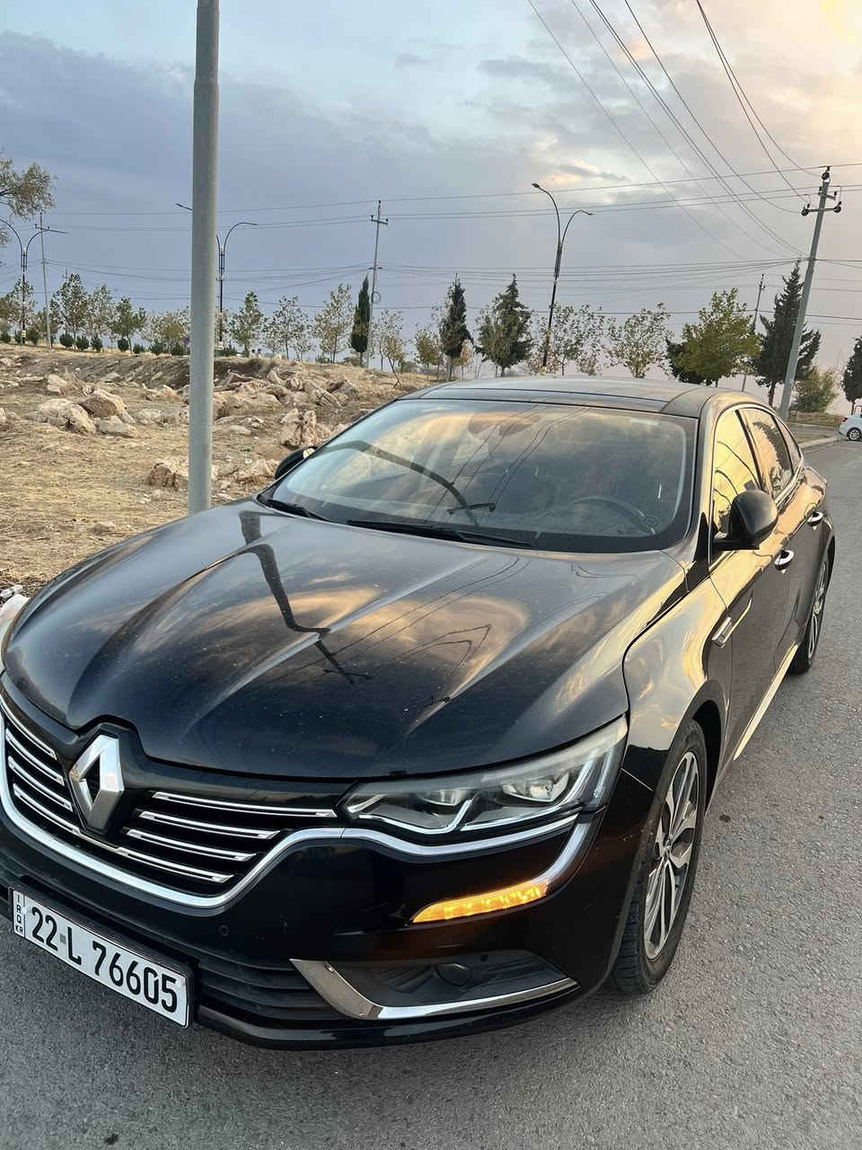 ٥١ هزار کیلو متر رویە
گیرو مکینە بە شرت
بی سبوخ
***********
