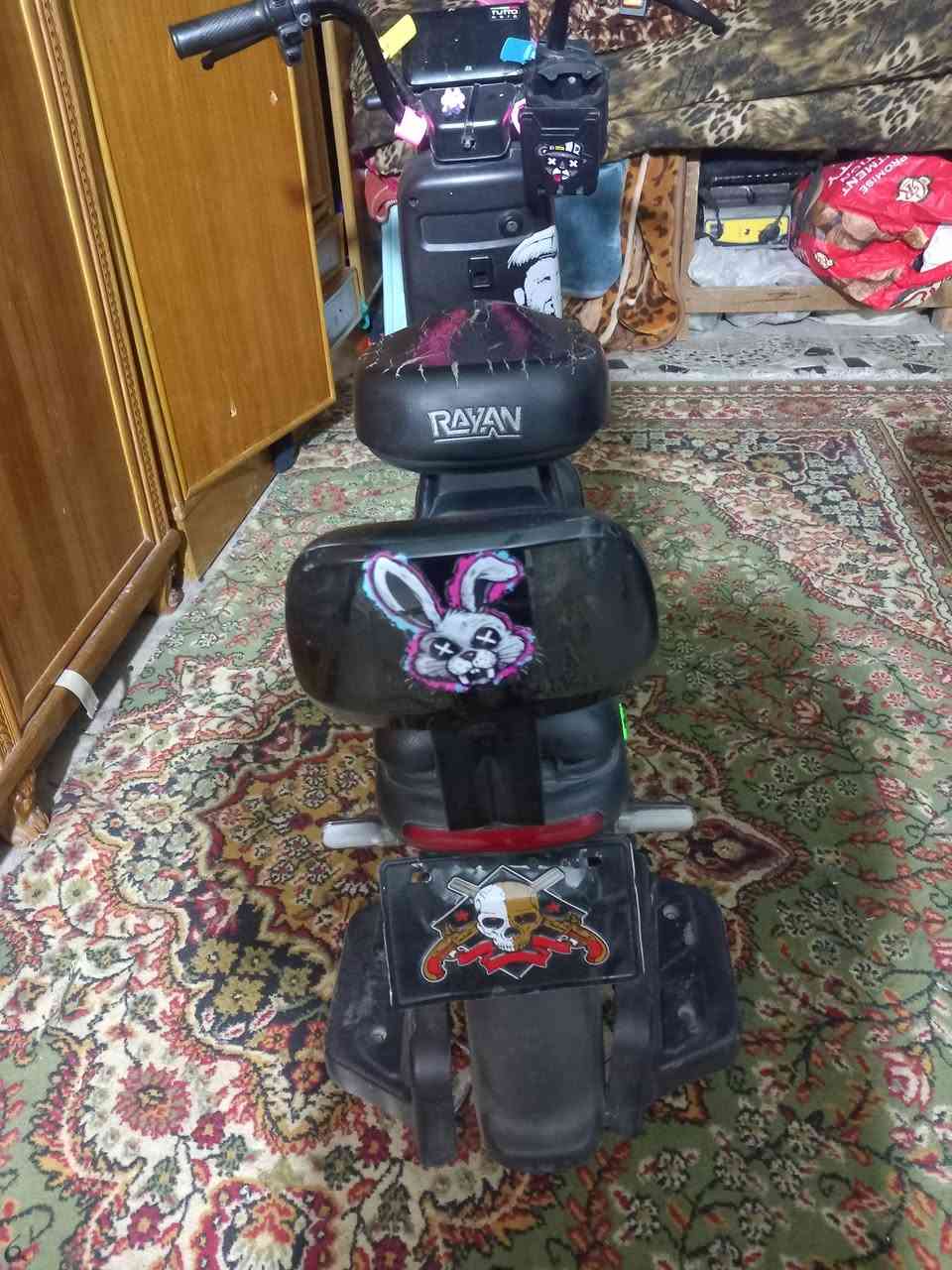 دراجه شحن شركة الريان سرعة  40 الشحن جيد 👍 السعر 140وبيها مجال بغداد الشالجية قرب ملعب الزوراء(***********)
