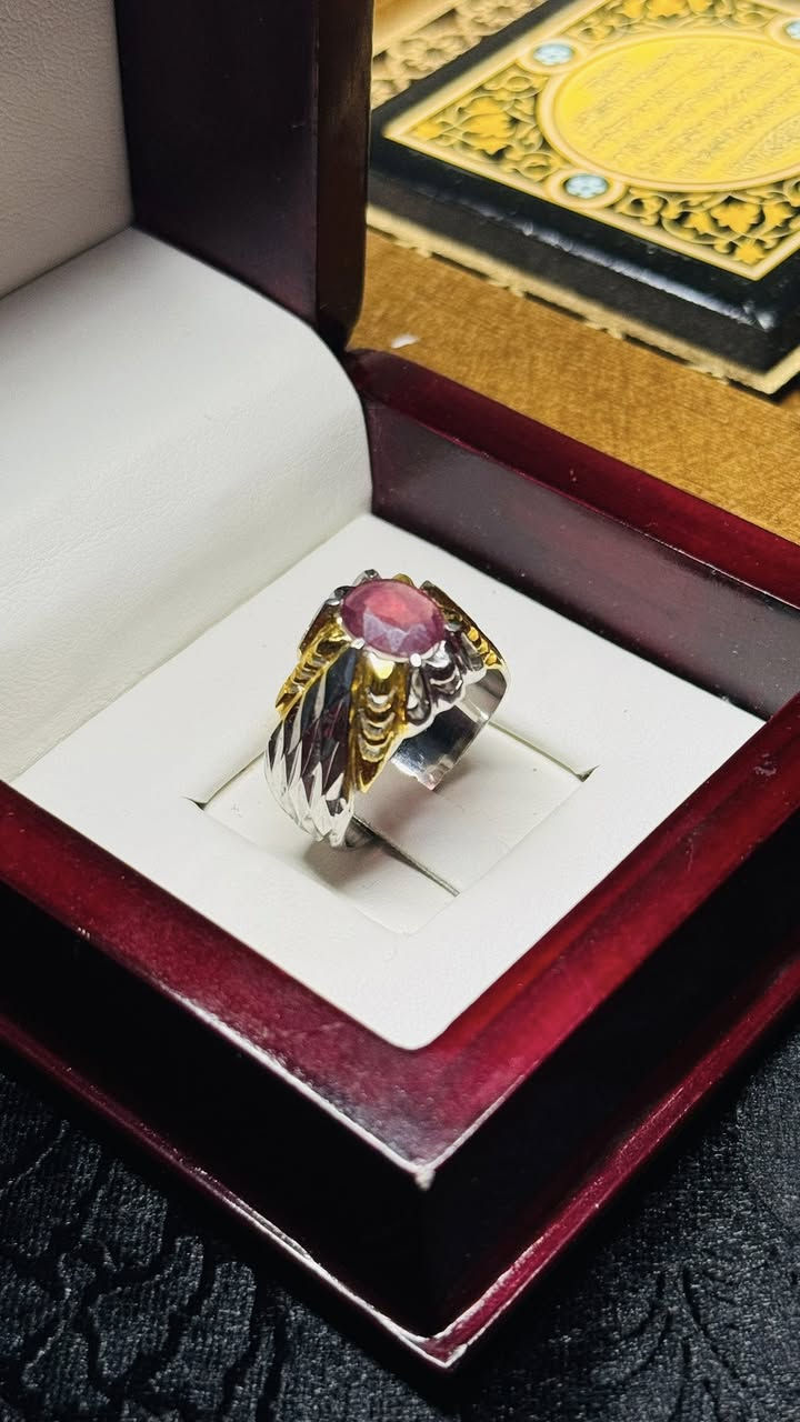 ⁨ ⁨ ⁨  خاتم وياقوت أفريقي طبيعي الاصلي 
صياغة يدوية الفضة 925

السعر 80,000 الف فقط مع التوصيل

يوجد توصيل جميع محافضات العراق
للتواصل واتساب : ***********⁩⁩⁩⁩⁩
