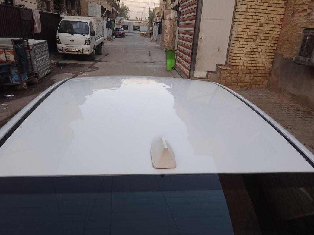 النترا 20 وارد امريكي فئة SE مواصفات عادية 

كاميرا دوارة
 ، رادارات تحديد مسار و مانع اصطدام 
، توقف ذاتي
 ، شاشة اعطال ،
 محرك مكفول
 ، گير cvt مكفول 
، تبريد ثلج و معروف تبريد ال 20 للجنايه
 غرفة نظيفة جدا 
، صدر مكفول 
، ماشية 91 الا 200 قابلة للزيادة 
الضرر بنيد و چاملق امامي ايسر ،
توجد رصعات حالوب قليلة و صغيرة جدا بالقمارة ،
 صور الحادث و السونار مرفق بالمنشور ، باسمي ، ابيع شرط التحويل و العقد المروري الالكتروني يعني اذا بياع شراي اعتذر منك
 كولشي مذكور بالمنشور يعني تتصل حتى ارسل اللوكيشن 
السعر 123 بي مجال بسيط جدا ، ما اگطع سعر بالموبايل تجي تشوف وتفحص و تطلع تراي 
المكان بغداد للاستفسار 
*********** موجود واتساب

