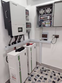 بسم  الله  الرحمن الرحيم   ل اول مرة  بطاريات 16kw  ضمان  ١٠ سنه متوفر...
