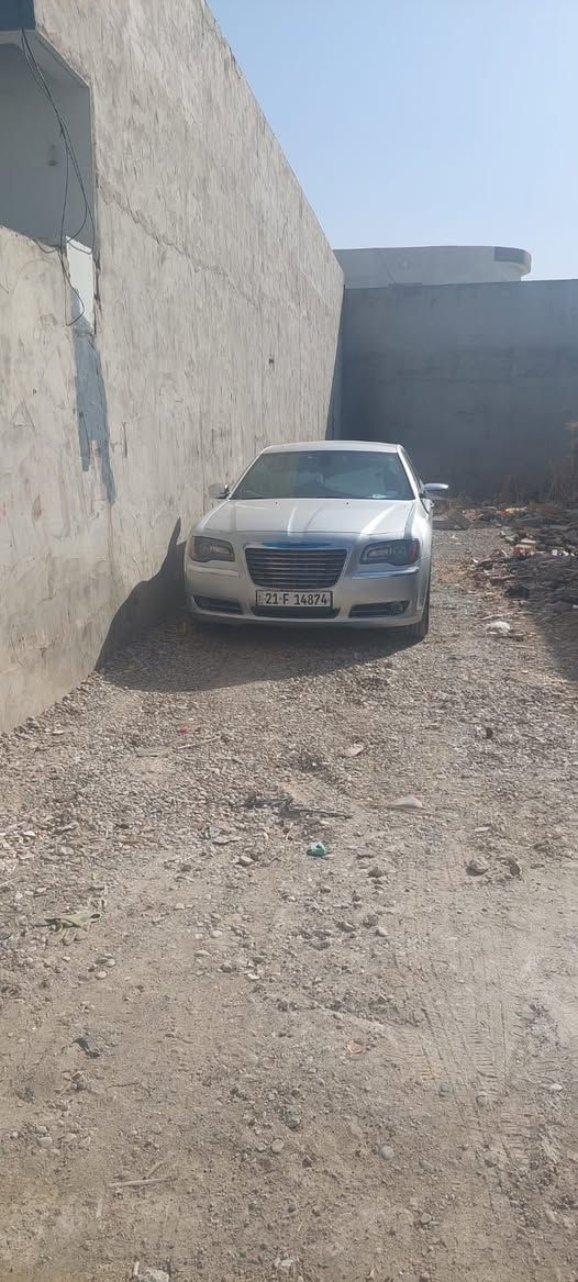 أوباما  كرايسلر 12 گير عصا محرك وگير وتبريد وتدفئه وگشر وكلشي جااااهز وارد كندي فول ومكفول جاهزة من جميع النواحي السعر 150 وبي مجال للجادين 

  واتساب واتصال للاستفسار ***********
