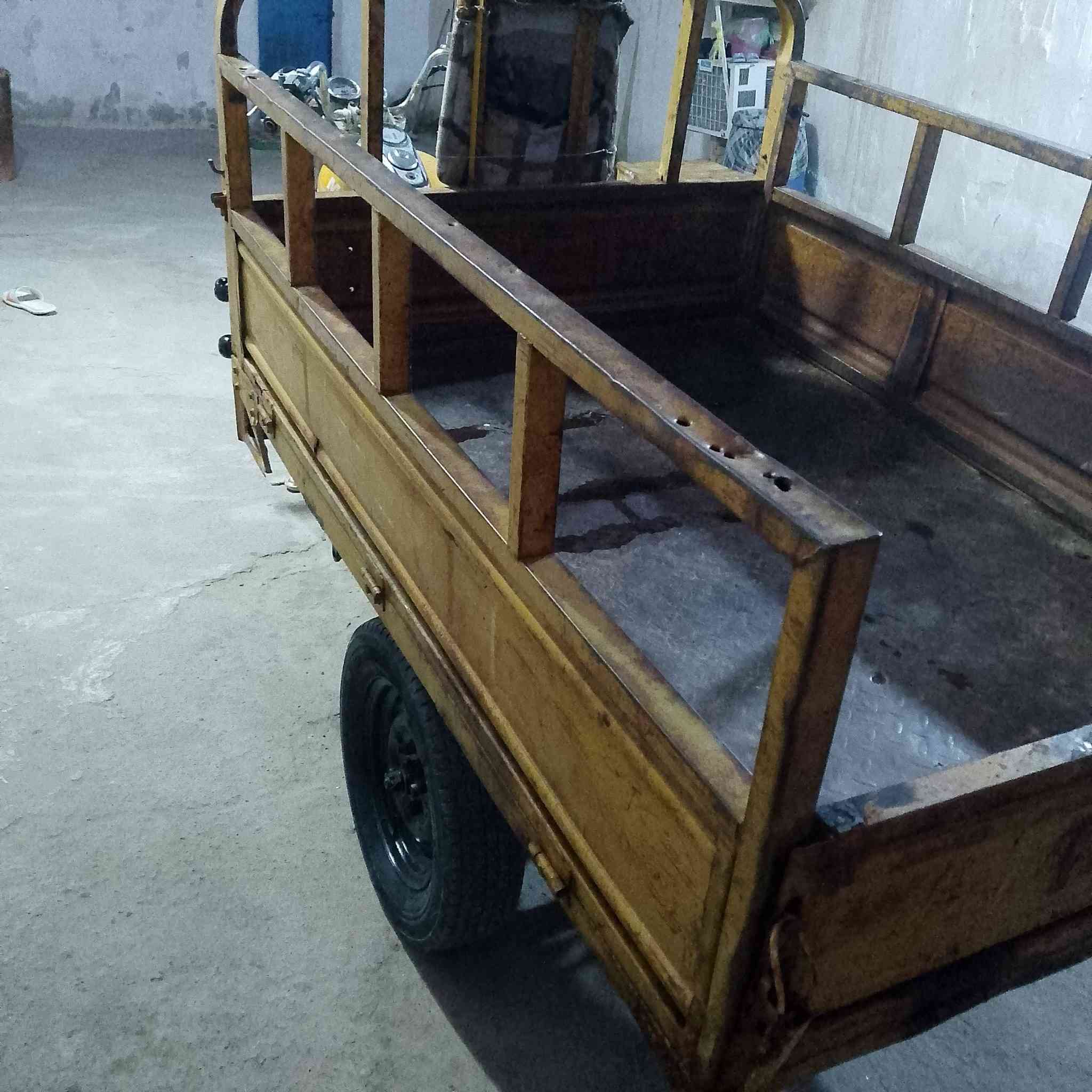 ستوته اوراق مديل 15مكفوله وحلوه شاصي كفاله بدي نضيف بس صبغ يرادله جارد مكينه حلوه تايرات جدد 3واكسن برغي نضيف كهربايات شغاله هورن لايت كدام  باتري سايبه بس شوي تعبان لبيع عنوان خور زبير رقم الهاتف ***********
