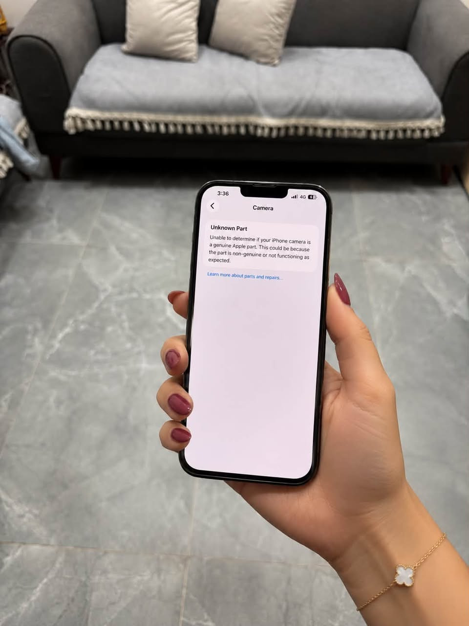 اريد ابيع تلفوني 13 pro max ممفتوح ومداخل تصليح استخدامي الشخصي بطاريته ٨٦٪؜ والشحن ممتاز ، وكع من ايدي والكامرا الخلفية صارت غير معرفة هيج بس تشتغل عادي والتلفون مفحوص وكلشي طبيعي مابي شخط الجهاز (سعره 700 الف) لان مصارلي ٤ اشهر من اخذته بثملميه وخمسين 
واتساب *********** 
بغداد الغزالية
