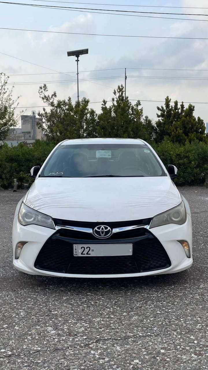 تويوتا كامرى 2015 ئێس ئى سبى به فرى
كير مه كينه ته بريد به شەرت
مواسه فاتى محروفه شاشه و كاميره كوشن جلد كوشن كاره با سىێ گێر گێر له سوكان سوکان فۆلیۆم و تحدید سورحەگيج نيو ديجتال ئاوينه
كاره با
سێ پارجه و نيو  كەميك تحدلى هەیه
به ناوى خۆمه
لەهه وليرم
نرخى / ١٣٩مه عامەلە
*********** أربيل, العراق
