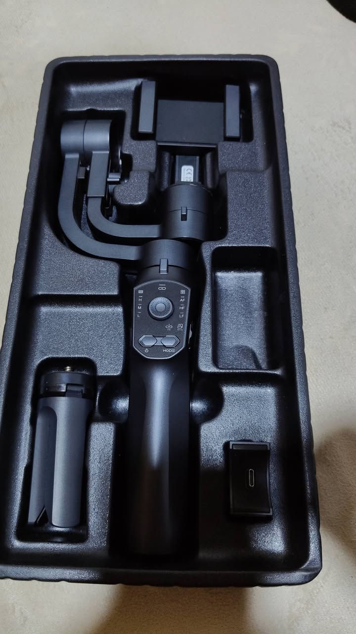 مال تصوير للبيع ويه تطواله 2متر 
السعر خاص ***********
