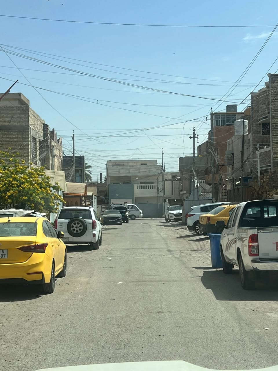 ملاحضه / العنده عقار 🏡#للبيــــــع ويريد يبيع  #دزونه كافت التفاصيل العقار مع ذكر السعر ورقم التلفون ☎️وان شاء الله باقرب وقت ينباع ان شاء الله 🤲❤️
—————————————————————————
دار 🏠 #للبيــــــع المساحه 60 م بناء 🔨 حديث  3*20 
موقع حلو ومميز الشعب قرب سوك شلال وقريب ع شارع العام التجاري خامس بيت عن التجاري عرض الشارع 15 متر 
يتكون البيت من #طابقين الاول كراج وستقبال وحولي ومطبخ وغرفت نوم 🛌 وخدمات #الطابق الثاني غرفتين نوم وصالة وحمام غربي وبيتونه وسطح كبير جدا #للاستفسار مكتب الباسم شارع الصحه قرب جامع الحق هاتف ☎️ *********** حسين الدراجي ابو الاكبر #السعــــــــــــر اتصل ودلل @الجميع
