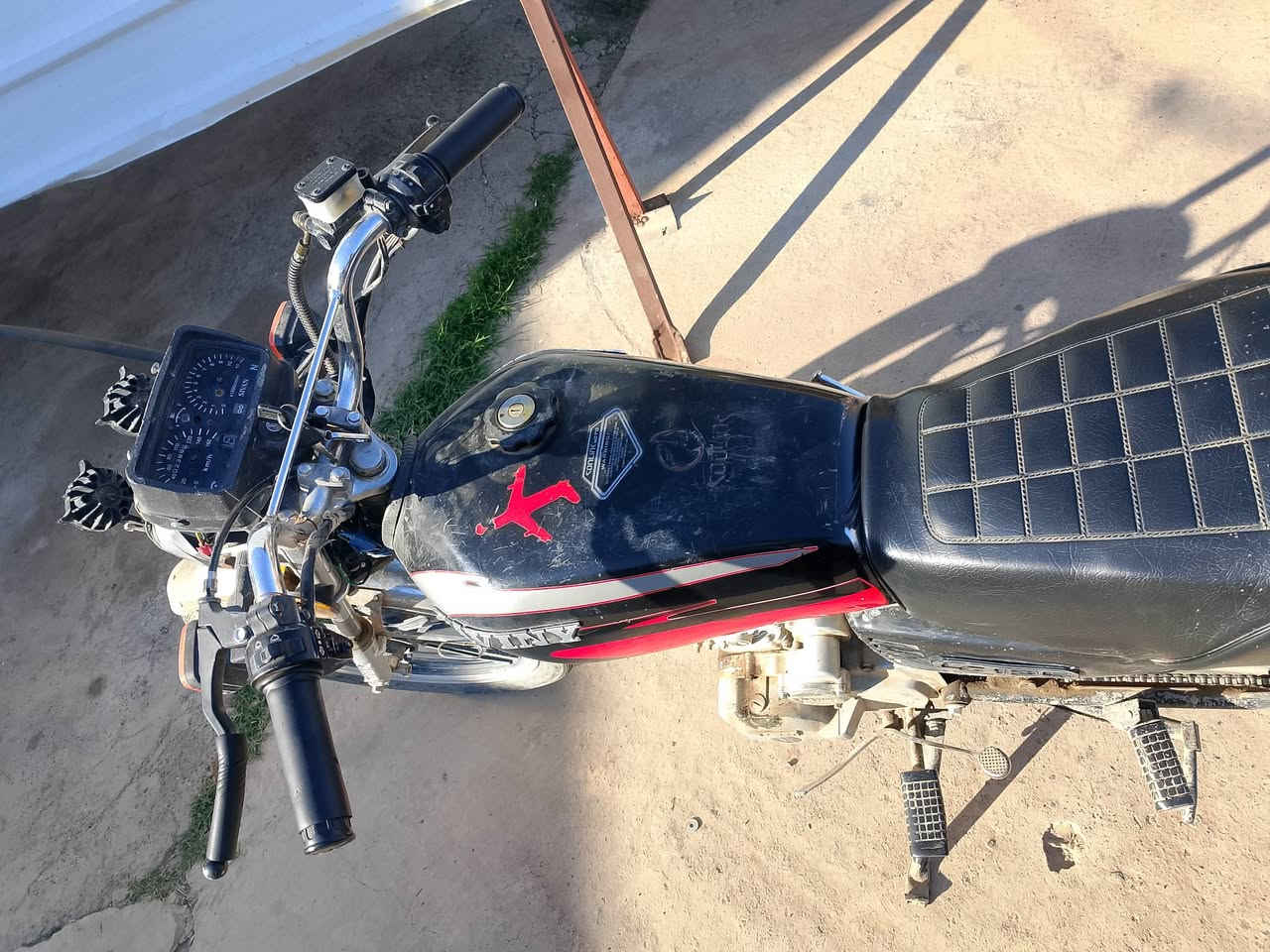 ماطور سيفان للبيع موديل 21 سعر 400
***********
