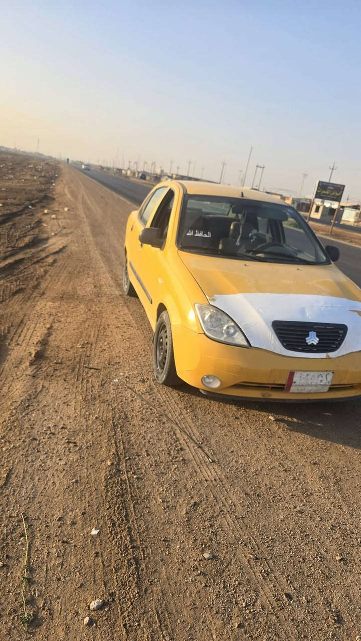 السلام عليكم طيبه مديل 16غاز وبانزين. الغاز عاطل السياره جاهزه مكينه وكير وحداديه بيه باردات بصيطه وشويه اخياسات السعر 37  وبيه مجال. العنوان ديوانيه. غير متواجد علئ الفيس الرقم ***********
