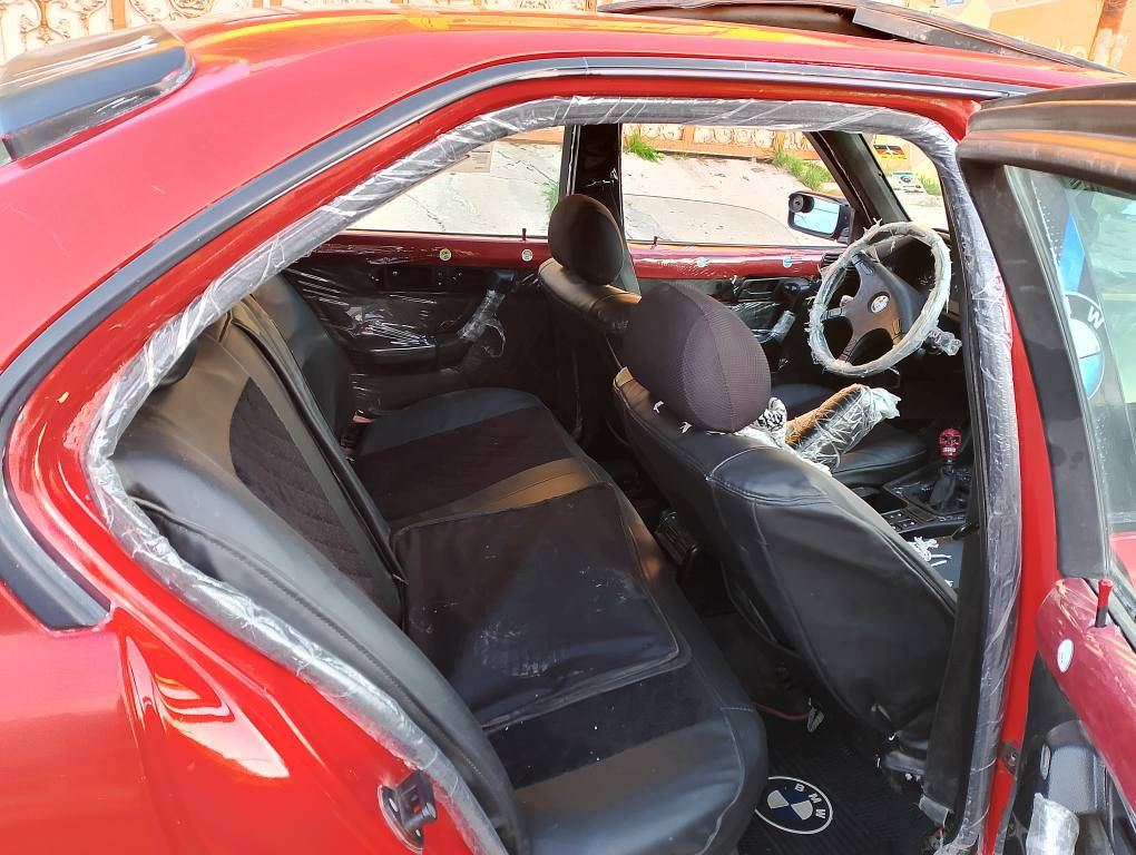 بي ايم 525 گير عادي 
رقم سليماني سنويه 2029 جديد شرط تحويل
سياره كلش نظيف 
موديل 1991
7ورقه غرامه ورا معامله انطيك 
رقم موبايل اسيا/***********
                كورك/*********** ديبيس, كركوك
