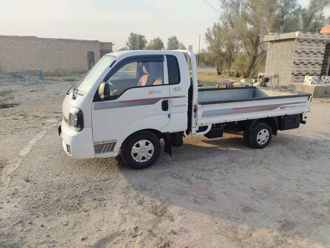 كيه موديل ٢٠٢١ مكفوله كفاله عامه ماشيه ٩٠ الف رقم بغداد المكان تاجي *********** *********** السعر ١٤٠ وبيهه مجال
