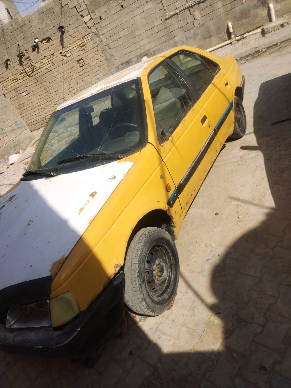 سلام عليكم يالله بيجو البيع سياره جاهزه كهربائية من طول الطول شغاله حداديه حلو باور وعنبار جديد الستيرن ماي كير جديد مكينه بيه خيط تبخير بس سياره نكر سلف وين مايعجبك روح ب١٢ وبيه مجال شراي هذا رقمي *********** اكو مراوس هم اراوس عادي
