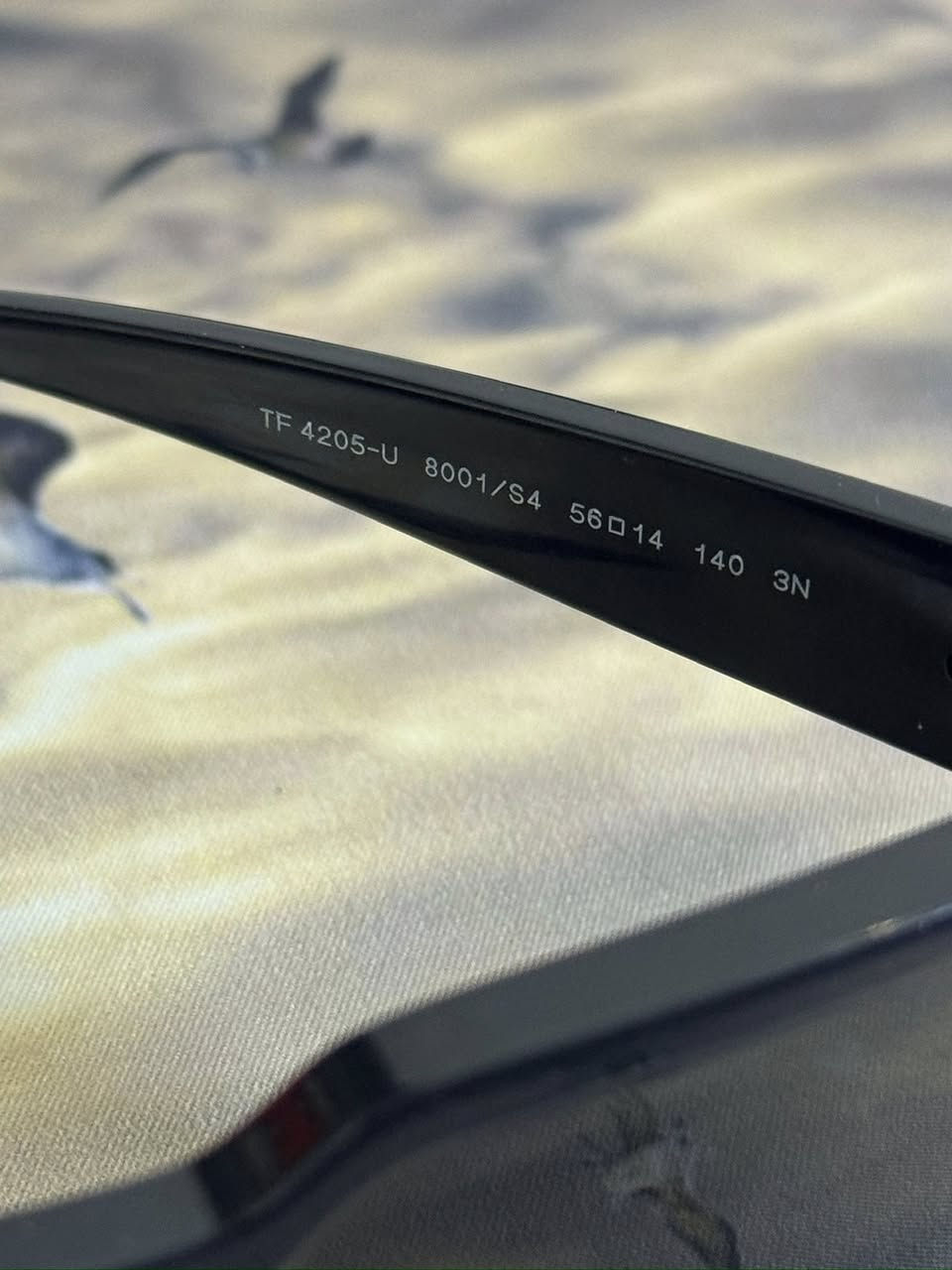 Tiffany&co العريقه
اورجنال

ايطالي

قطعه زيرو 

فريم اسود

بداية ذراع شعار تيفاني T 

لون عدسات اسود

للحجز والاستفسار خاص


**إذا كنت صاحب هذا الإعلان وتريد حذفه لأي سبب، رجاءا أرسل رسالة إلى الدعم الفني**