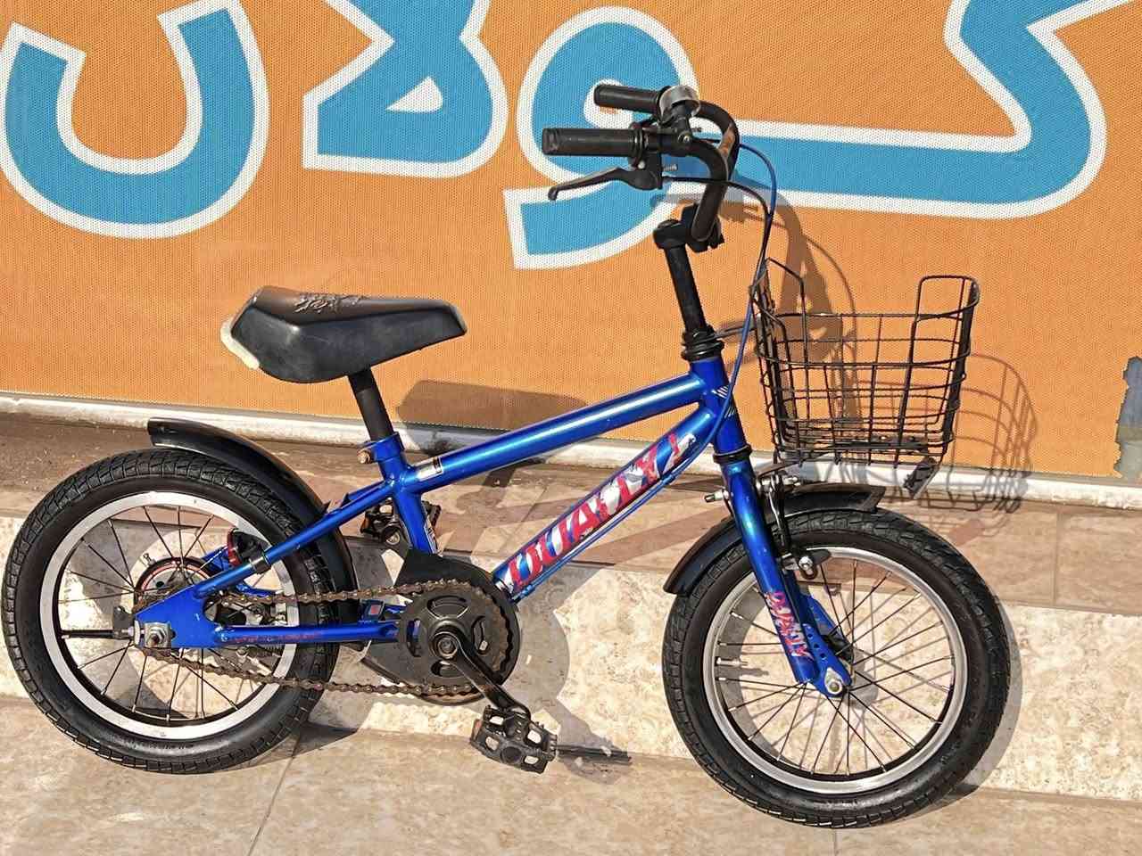 باسكيل ياباني باله حجم 14 شرط نظافه بدون اي عيب شلونه بل صوره هيج سعره 40 قفله شراي خابر وتدلل*********** ملاحظة اروس شعندك باسكيل عاطل لو حته صغير تحياتي للجميع
