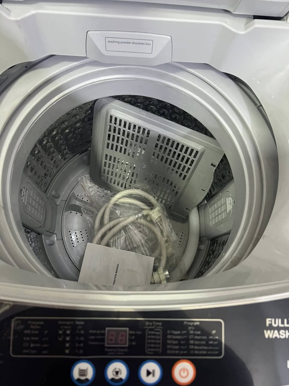 السلام عليكم
غساله LG للبيع 18 كيلو 

مامستخدمه نهائيآ 

الدورة حي الوادي 

***********
