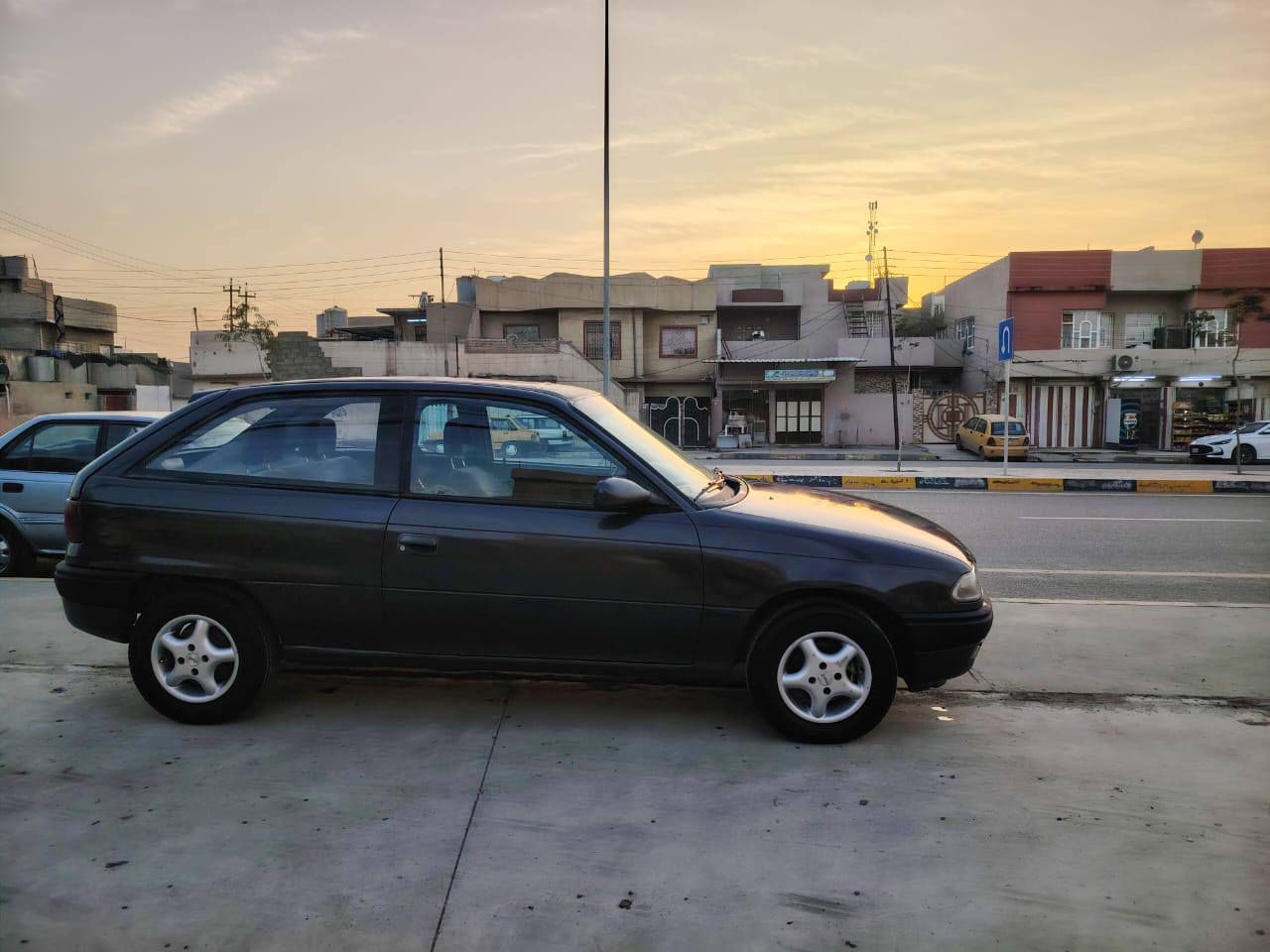 السلام عليكم أسترا موديل ١٩٩٣ تك باب محرك أستندر معمر قبل يومين كير شرط تبريد أصلي شغال  ويل كب تايرات  جديدة بطارية جديدة مصبوغه حزام رقم دولي الشرعي موجود  تحويل فقط بدون وكالة  الرقم  ***********+***********
السعر 38 وبيها مجال
