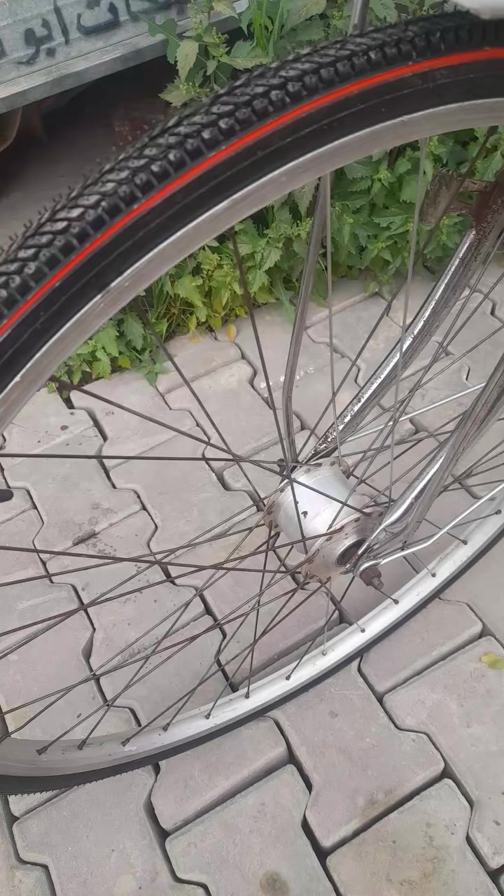 السلام عليكم متاح باسكل ياباني حجم ٢٧ كامل من كلشي اي نقص مابي تايرات وجوابة جدد ٧٥ الف بعقوبة التحرير لاستفسار الاتصال على الرقم ***********
