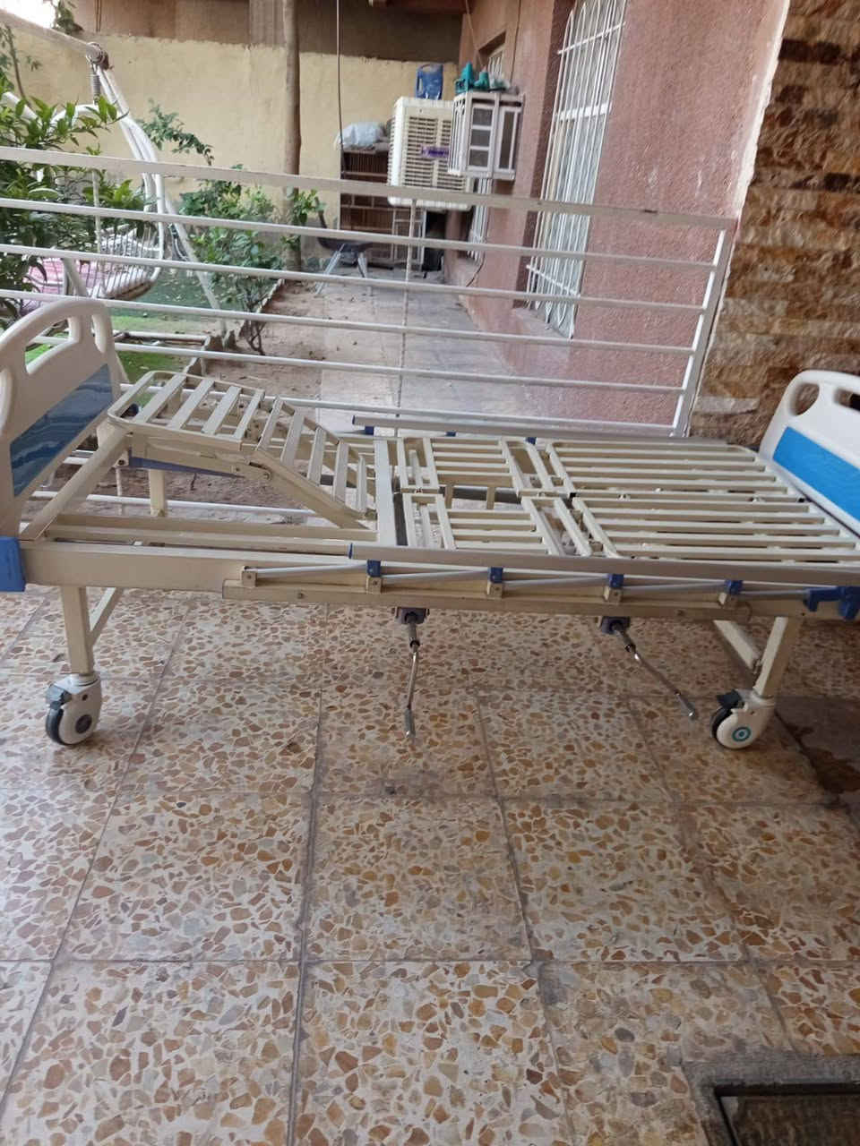 السلام عليكم مابية شي قيم واخذ بس مو كسر بل سعر


**إذا كنت صاحب هذا الإعلان وتريد حذفه لأي سبب، رجاءا أرسل رسالة إلى الدعم الفني**
