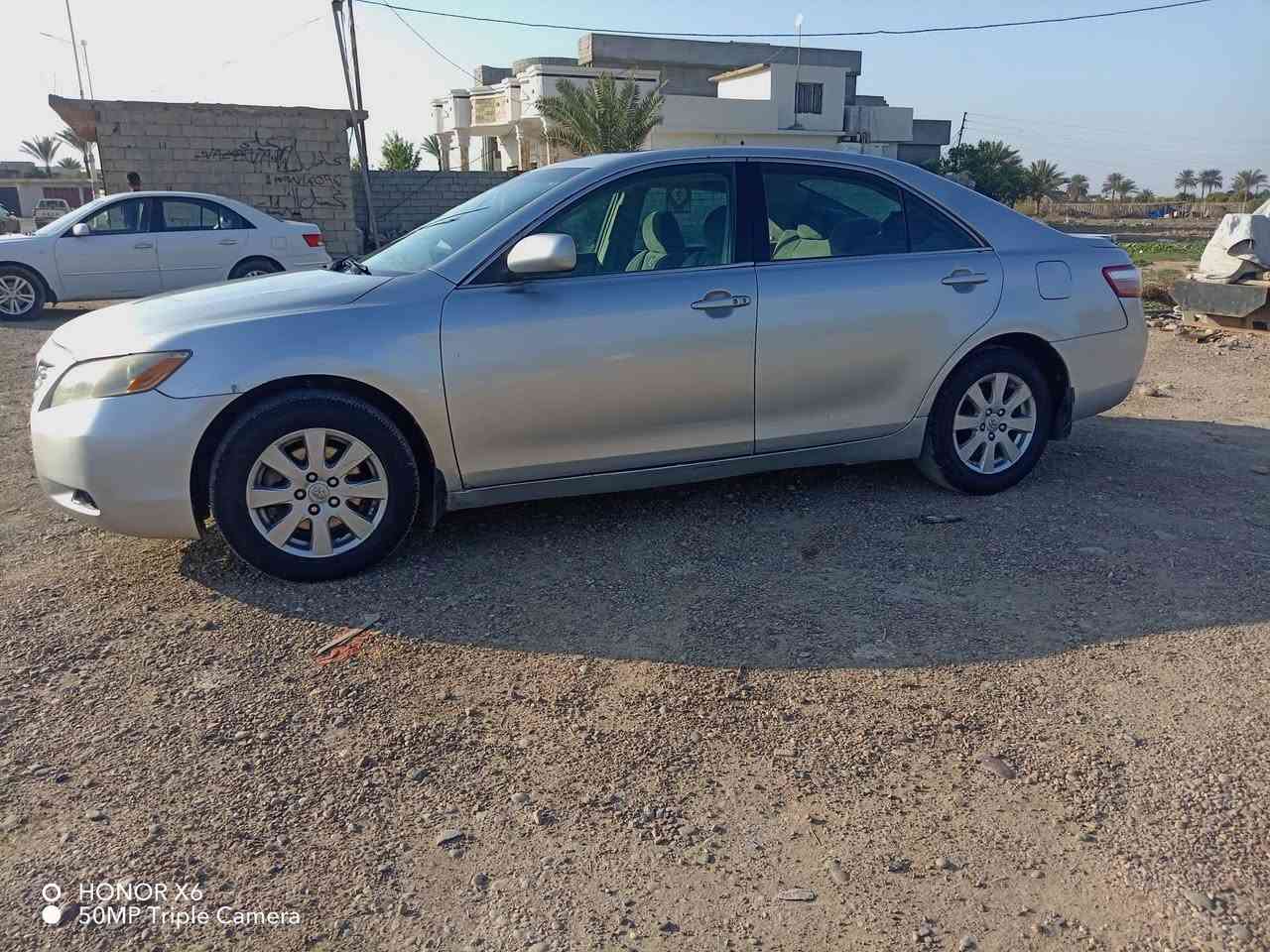 السلام عليكم للبيع كامري موديل 2007 رقم بغداد محرك 2400 الاستفسار يم رقم ***********
