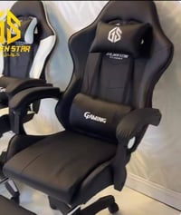 ميز وكرسي • بالكارتون • غير مركبة