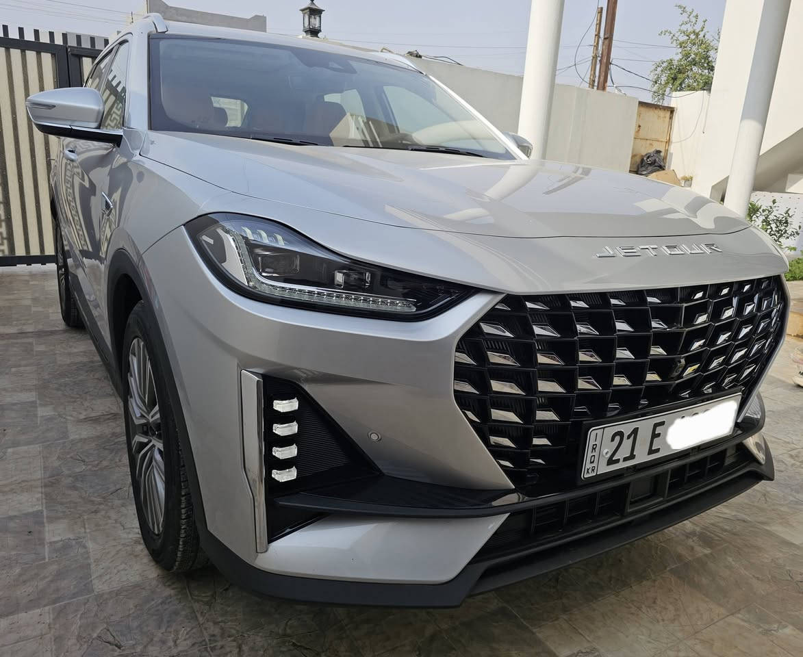 جيتور X70plus اعلة فئة Luxury مواصفاتهة معروفة موديل ۲۰۲۳ بحالة ممتازة جداً ماشي ١٣ الف كيلومتر ضمان شركة هارلم صياناتهة منتضمة السعر ۱۷۹ ومجال بسيط رقمها شمالي سليمانية تواجد السيارة كركوك بيع او مراوسع مع byd
***********
