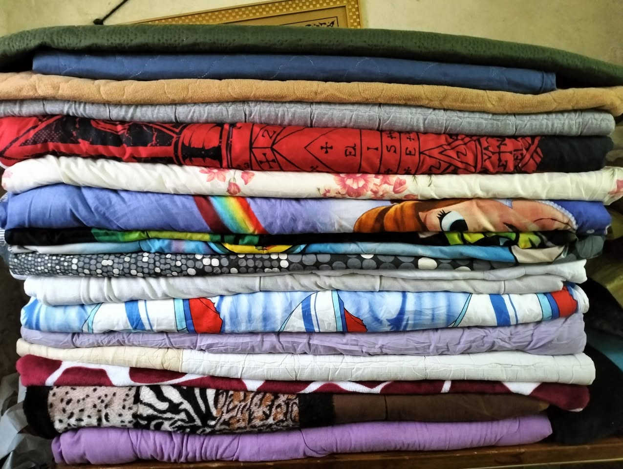 السَلٱمٌ عـَلـْيگمّ-ۈرحـْمّـٌة ٱللـّہ ﯙبُرگـّاتہ
للبيع لحف باله نظيفات بيهم نفرين وبو نفر مع كوشات اكبار جدا جدد بعدهم العنوان يم شارع حيفاا الشراي خاص


**إذا كنت صاحب هذا الإعلان وتريد حذفه لأي سبب، رجاءا أرسل رسالة إلى الدعم الفني**