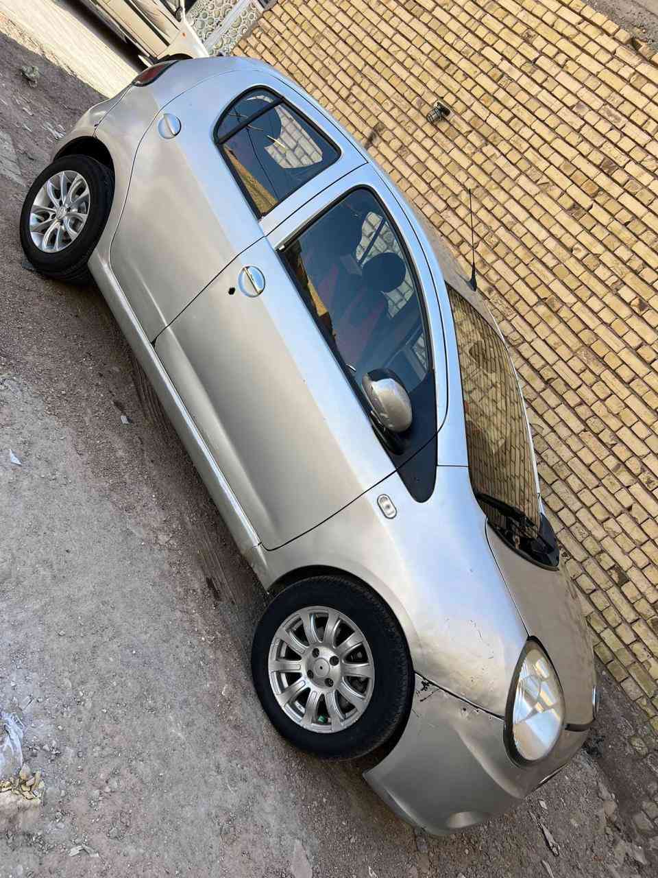 سلام عليكم للبيع
جيلي بانده 2013 رقم بصره 
كير ومحرك خير من الله 
تايرات وباتري جديد حداديه 70% 
مكان السياره واسط مركز المدينه 
باقي التفاصيل التصال على هذا الرقم 
***********
