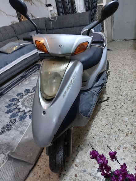 سلام عليكم متاح دراجه بريز ياباني سرعه 140 سلف وهندر الكهربايت شغاله المكينه ناعمه ممفتوحه شلعه ومعدل قفل ستيرن قفل جنطه أوراق كامله سعر ٥٥٠ المكان مدينة الصدر رقم الهاتف ***********
