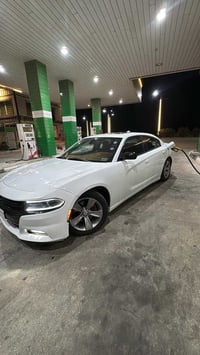 جارجر موديل 2015 اعلى فئه فول مواصفات  ضربته جاملغ ربع الغد متضرر وبني...