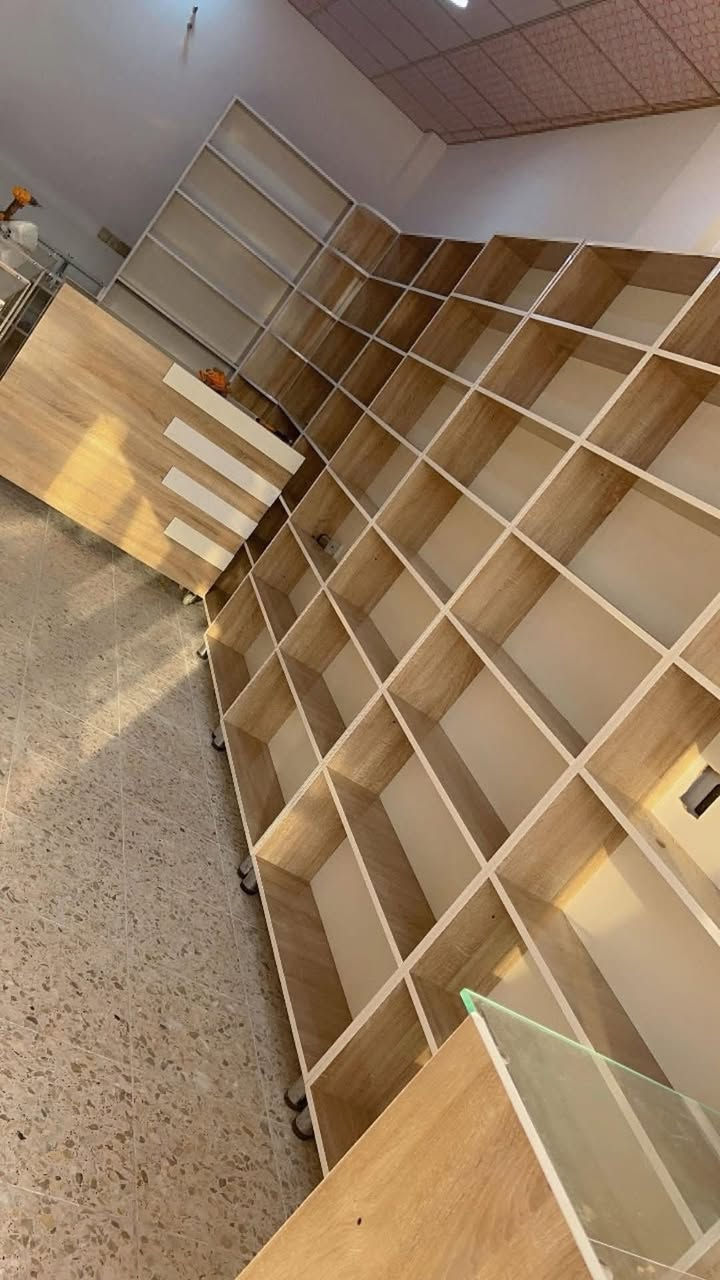 #ميداس 
نبدأ العمل من قياسات دقيقة نفصلها في معملنا الخاص، لنضمن لكم أفضل جودة وأعلى دقة في كل تفصيل. 💯

من مرحلة التصميم… إلى التفصيل… إلى التركيب…
نرافقكم خطوة بخطوة لأستلام مشروعكم بمدة أقصاها 15 يوم فقط.

ولراحة أكثر … نوفر لكم نظام الأقساط. 

🔻العنوان/ الرمادي _ شارع عمر  _مقابل مطعم عمر يوسف 
🔻للأستفسار الاتصال بالرقم/***********
