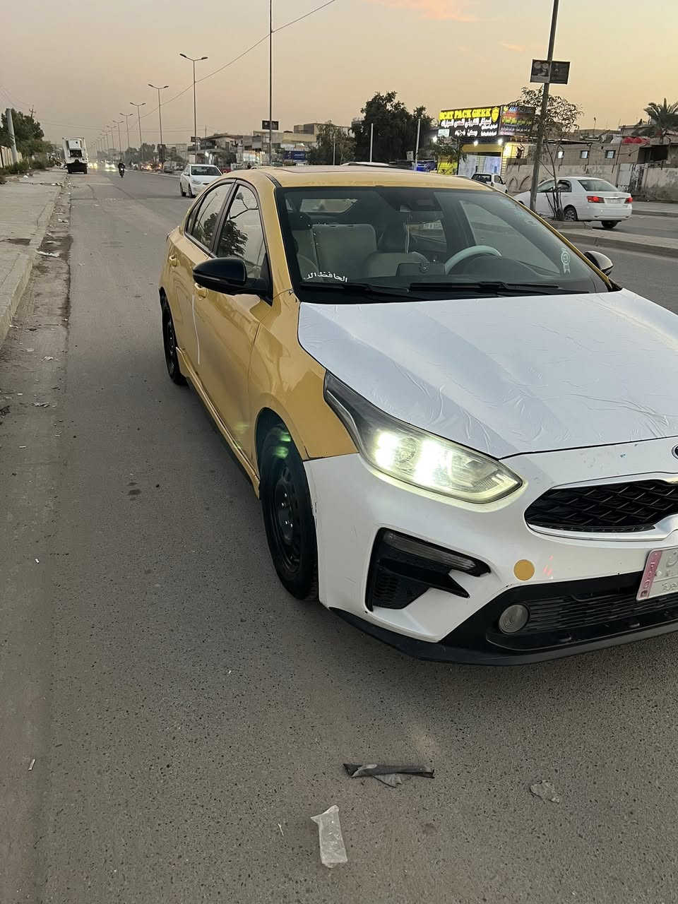 سلام عليكم 
عندي كيا فورتي موديل 2021 
للبيع السياره ليبل واحد ما عدا البنيد 
فول مواصفات فتحه بصمه بغداد بسمي 
السياره جاهزه كير اي تي جديد محرك جديد عنوان بغداد البياع السعر 120 وبيها مجال الهاتف *********** رحمه على والديكم الموشراي لا يتصل ولا يراسل
