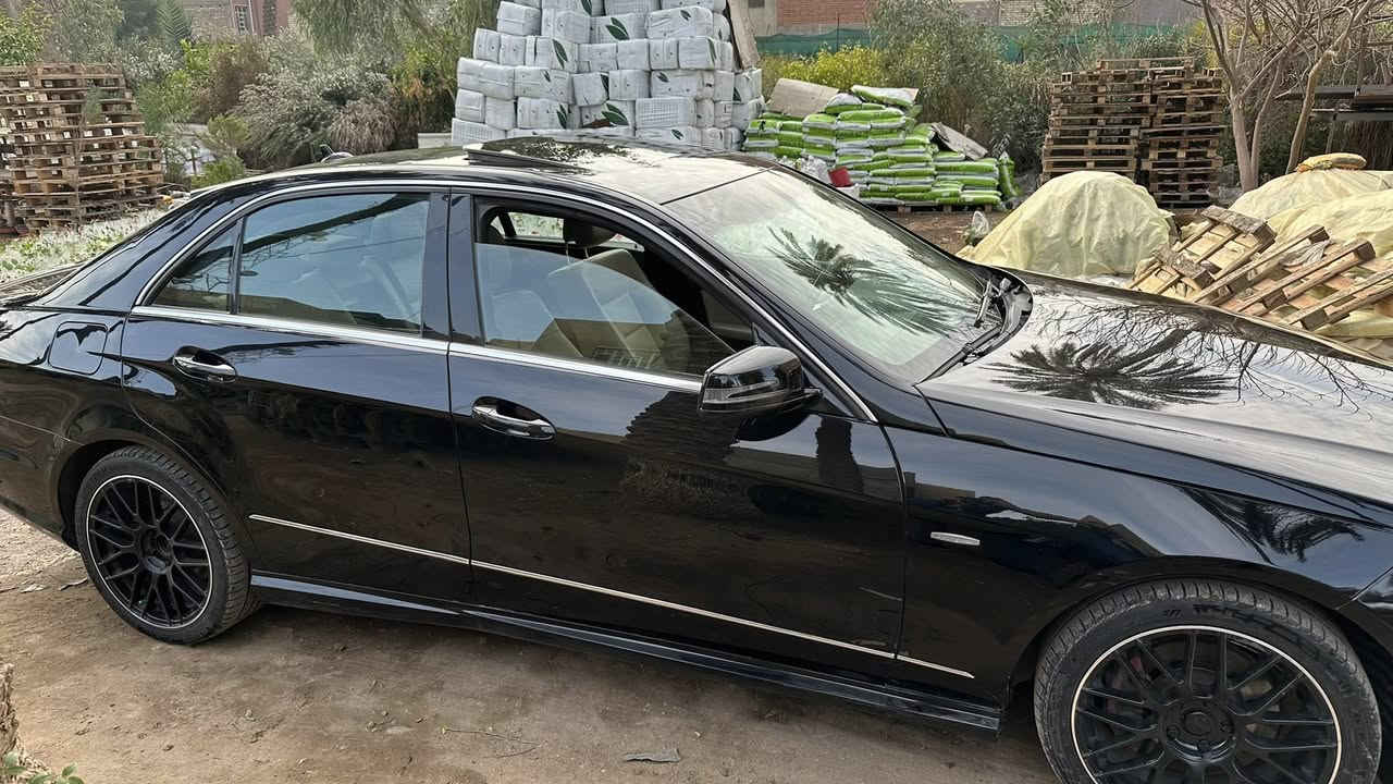 السلام عليكم 
مارسيدس موديل 2013 E350  
فول مواصفات و كت amg
ماشية ٩٠
مكاني بغداد
السعر ١٥٠
0️⃣7️⃣8️⃣1️⃣0️⃣1️⃣0️⃣1️⃣7️⃣1️⃣8️⃣


**إذا كنت صاحب هذا الإعلان وتريد حذفه لأي سبب، رجاءا أرسل رسالة إلى الدعم الفني**