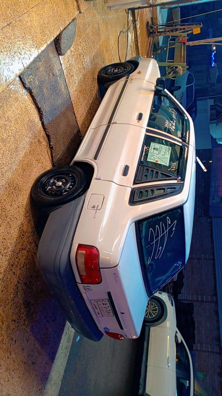 سايبه ٢٠٠٩ مكينه وكير شرط طخم امامي وخلفي جديد طخم تاير جديد السياره بدون ضرر عدا جاملهغ خلفي وبدون صبغ عدا قطعه وحده بس السياره انضف من الصور شرط الوكاله والتحويل مكاني حي الحدباء
السعر ٣٢ وبيها مجال للطيبين
السياره مشروع وطني شرط تحويلها بل موصل 
***********
***********
