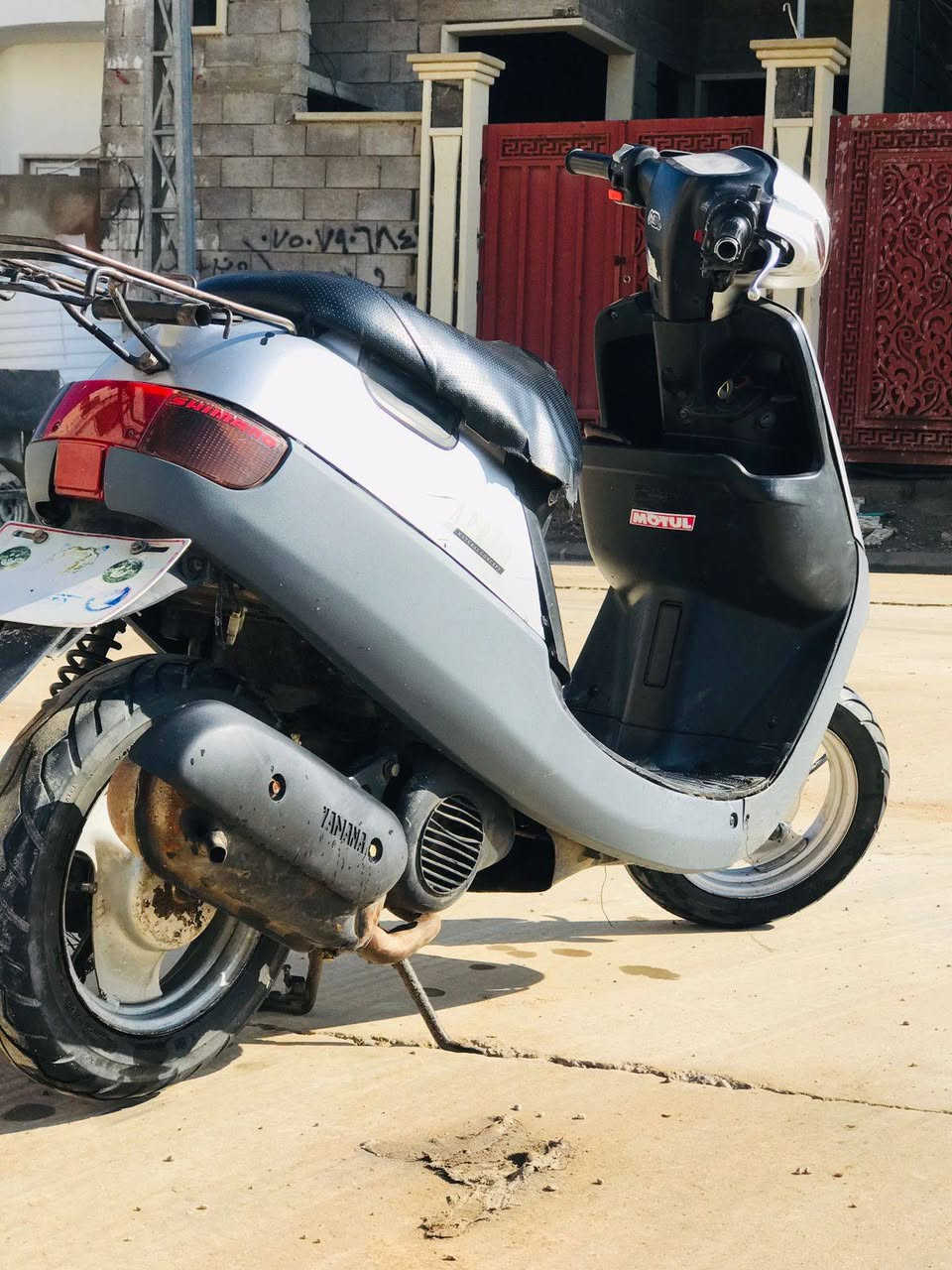 السلام عليكم
ماطور بوتين للبيع محرك شرط 
 شاصي شرط ويرمينه شغاله كلها سلف شغال    تحريكه ومعدل يكمز من جواك  بعدو وضع شركه  حديث فول  دبل سكريته  قفل اكسن بعد قبغ هندر ممفتوح درع اصلي الماطور جاهز ماتصرف كلشي عليه السعر 275 وبي مجال مكاني حي صدام الاستفسار ***********
***********
