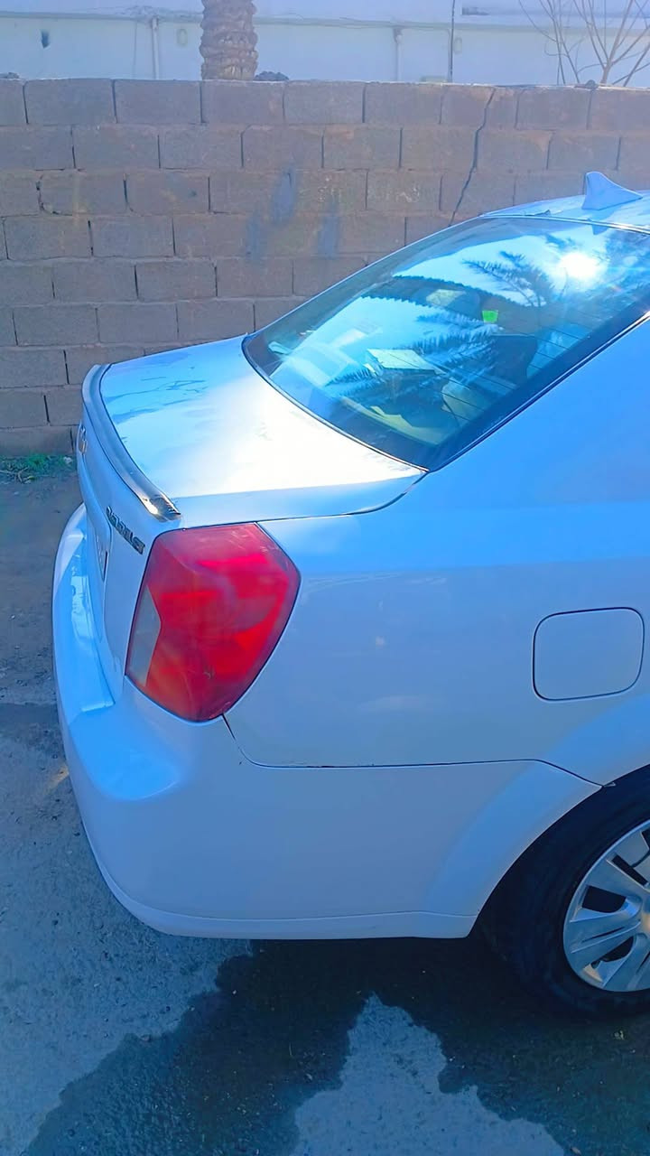 سلام عليكم
اوبترا موديل 2012 خليجي شركة عامه 
السيارة بيه صبغ شي قليل 
محرك كير مكفول من كلشي ولا تبديل 
صدر خلفي امامي حلوة 
تبريد تدفه شغال 
كاعيات الشرة بيهه على ايد وحدة 
سنتر لك سويج عدد ١
شاشة كامرة رقم بغداد جديد سنوية جديدة 
بسمي شرط التحويل 
مكاني بغداد المدائن سلمان باك 
 الاستفسار 
***********واتساب
