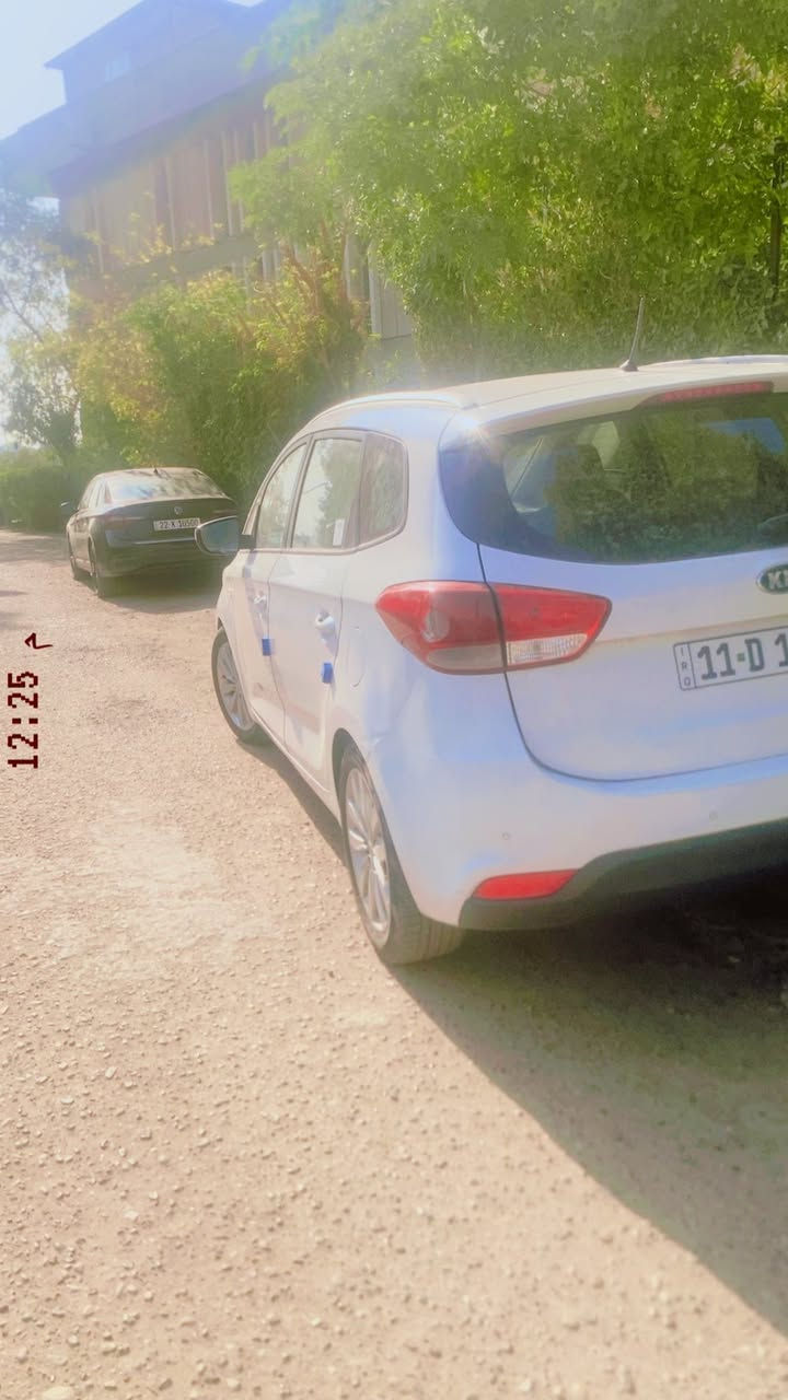 السلام عليكم موديل 2016للبيع كارنز 7راكب خليجي بيها باب صبغ مكفول كير محرك تبريد علوضع الشركة سعر 144بيها مجال تحويل ثاني يوم رقم انكليزي مكانها بغداد رقم هاتف ***********
