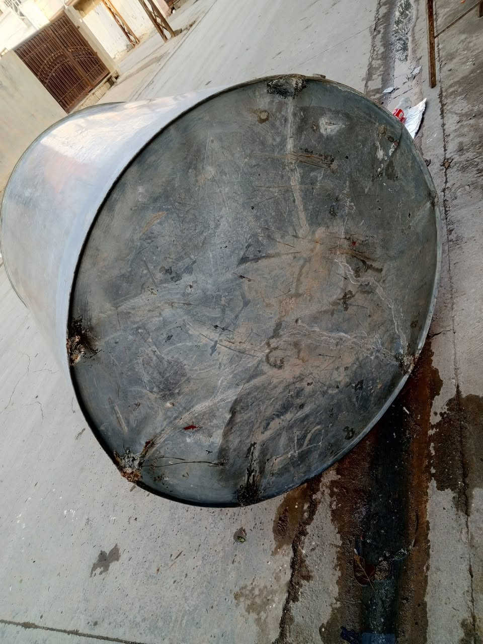 تنكي للبيع بيه زروف السعر 25 *********** /وتساب
