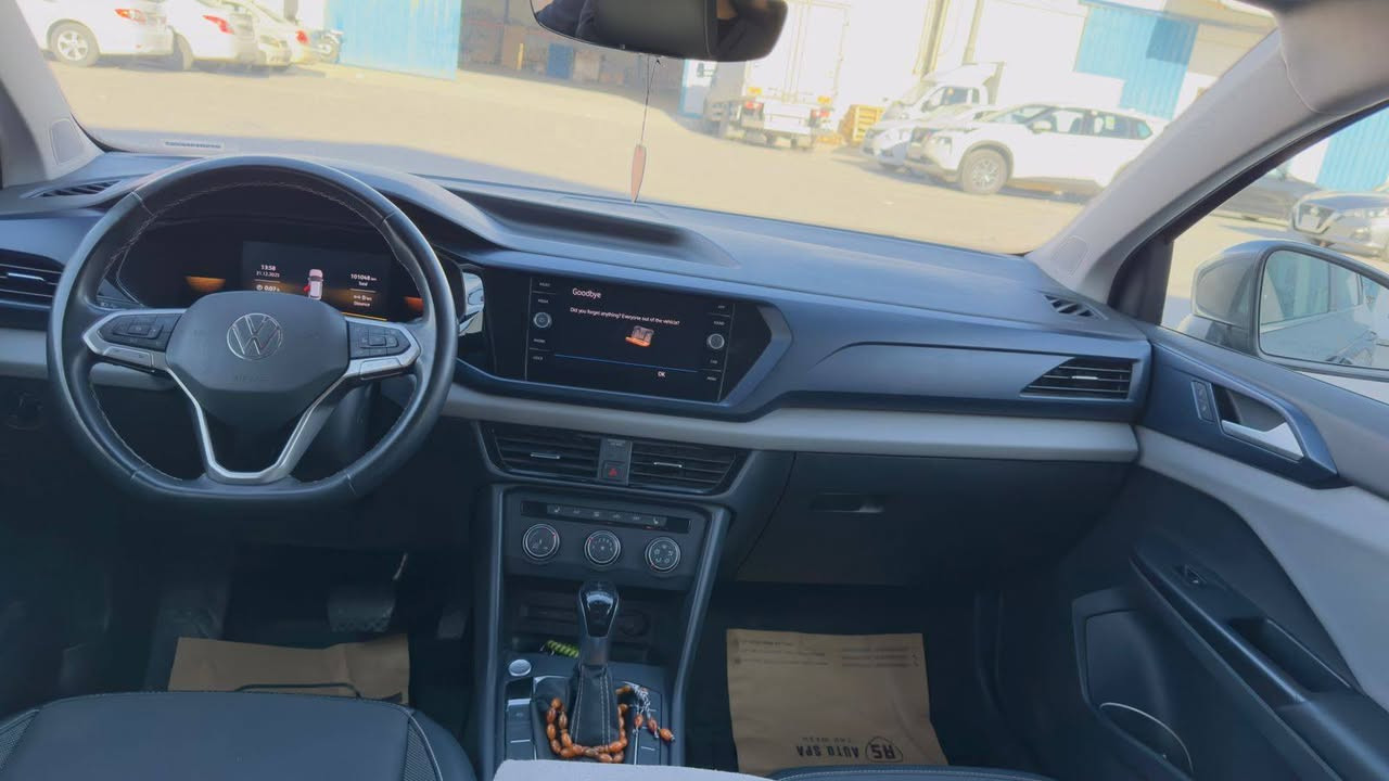 ڤۆڵگسواگن تاوس 2022 مواسەفات SE 
مەکینەی 1.5 تۆربۆ 
103 هەزار کیلۆمەتر ڕۆیشتووە 
دەبڵ ئەکسل 
تحدید سورعە و خەتی جادە 
کوشن گەرم و سوکان گەرم 
تبرید مەرکەزی 
چوار مۆدی لێخوڕین 
شاشە و داشبول دیجیتاڵ 
کوشن جلد 
لایت لید و زینۆن 
شەغال 
سەیارەکە دوو پارچەی گۆراوە بە بیلاد 
کەمێک بە چەمەلاغی هەیە 
زۆر جاهیز ڕەقەم هەولێر بەناوی خۆمەوەیە 
هیچ مەسرەفێکی تێدانیە 

سـعـر : لە کۆمێنت داوابکە ڕاستەوخۆ بۆت دێت 📥 

گێر و مەکیەنەی بەشەرت 
هیچ کێشەیەکی تێدا نییە 

ژمارەی خاوەنەکەی 
***********
