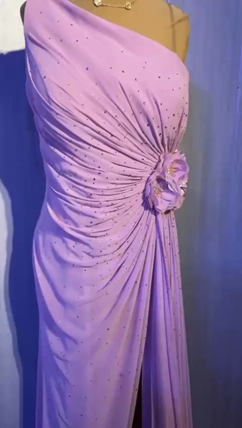 مرحبا بنات عندي فساتين كلش حلوات وبسعر مناسب وقطع تجنن موديلات كلش هواي 🪩 اي سؤال او استفسار راسلوني خاص متوفره كل القياسات وكل الالوان 🪩 والاسعار كلش مناسبه 🪩@للجميع


**إذا كنت صاحب هذا الإعلان وتريد حذفه لأي سبب، رجاءا أرسل رسالة إلى الدعم الفني**