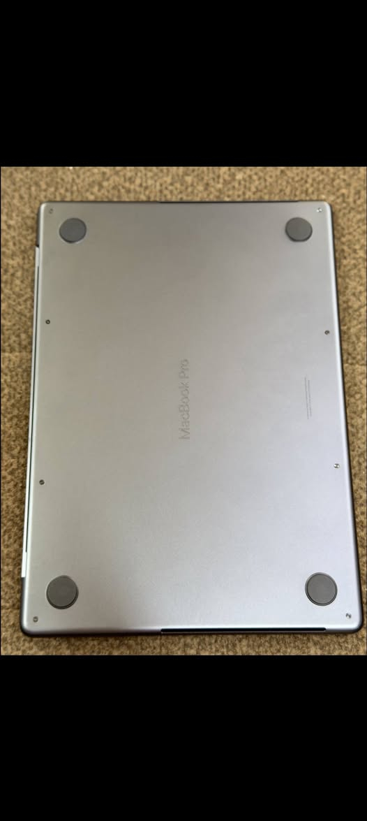 للبيع MacBook Pro M3 Pro بحالة ممتازة جدًا 
للبيع MacBook Pro M3 Pro بحالة ممتازة جدًا 🔥
Apple M3 Pro
RAM 18GB
معالج 11-Core
الجهاز نظيف جدًا ويعمل بكفاءة 100% مشحون 9 مرات بس
مناسب للتصميم، البرمجة، المونتاج، والاستخدام الاحترافي.
📍الموقع: بغداد
💰السعر: 2,700,000
📩 للاستفسار أو المعاينة، راسلني على الخاص 
***********
