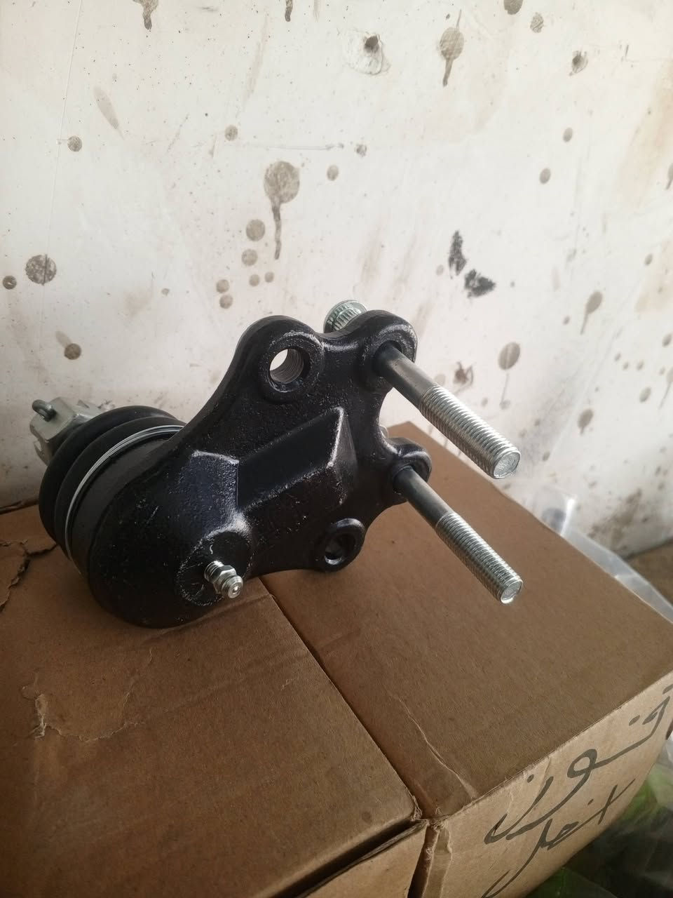 صدر عام فتون اصلي
سعر 120الف 
***********
