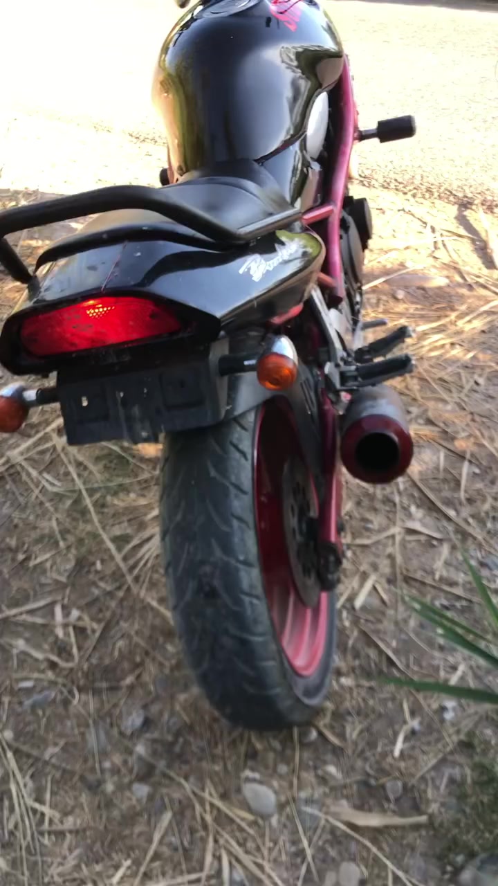 سلام عليكم باندا ربع للبيع مكينة كهربائيات كفالة ٩٠٠ وبيها مجال مكاني ديالى*********** بيها ملاحضه بسيطه اتصل وتدلل
