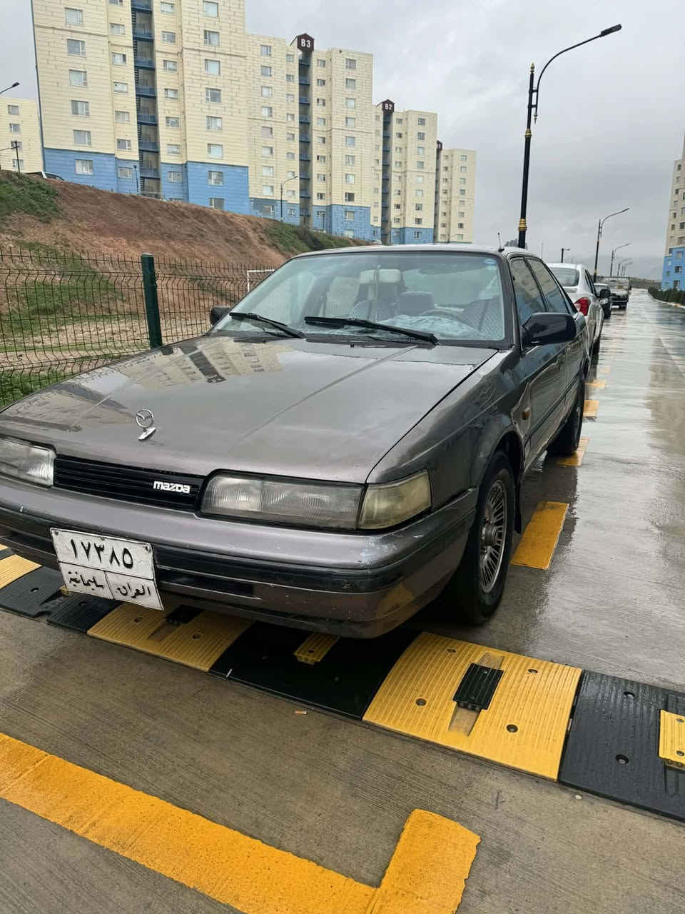 مازدای ١٩٩١
مەکینەی ٨ بەخە بەشەرت 
رەقەم سلێمانییە ٤ جام کارەبایە سەنەوی ساڵێکە بەسەر چووە  سەیارەکە مالی دۆستە زۆر مەزبوتە.
33$گەڵاو معامەلەیەکی کەم . ***********
