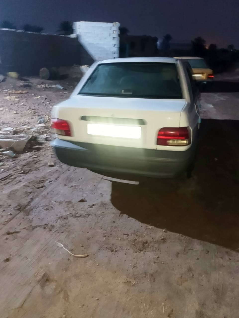 السلام عليكم سايبه موديل 21 رقم بصره انكليزي مكفوله سعر 65 وبيه مجال مكان ميسان ***********
